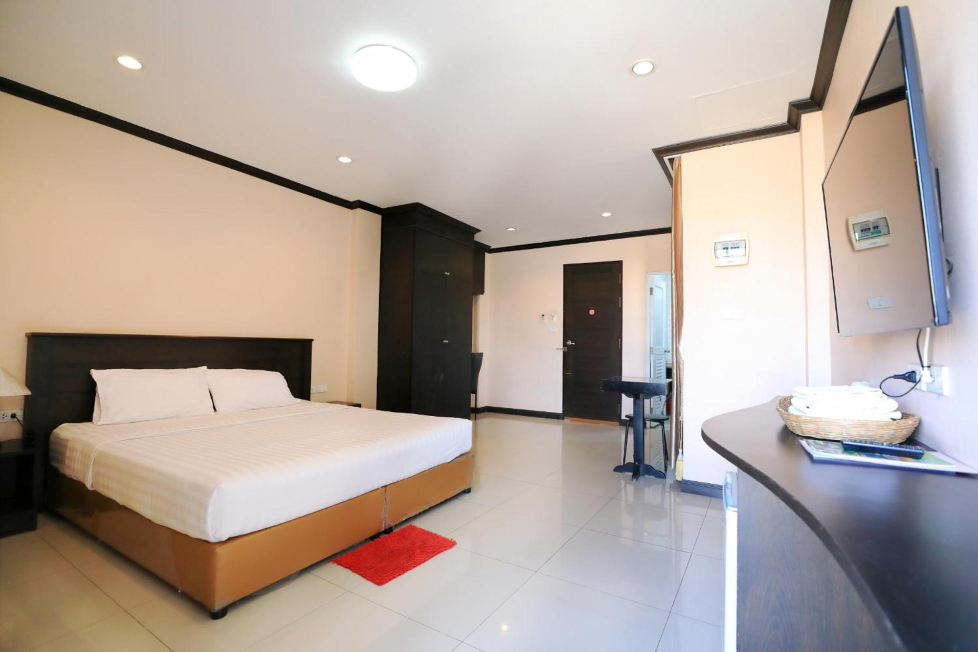 Triton Hotel Nakhonratchasima โรงแรมไททัน מראה חיצוני תמונה